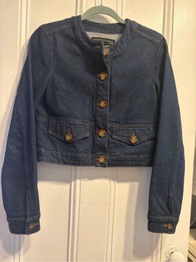 Veronica Beard Navy Cropped Denim Jacket with Wood Buttons